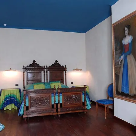 Castello Di Pontebosio Luxury 4*