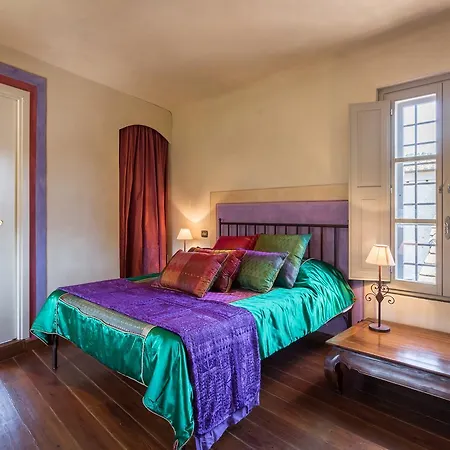 Castello Di Pontebosio Luxury מלון